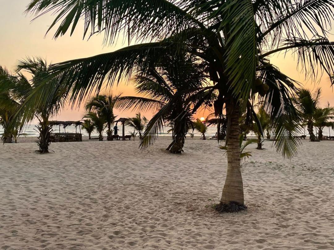 Santana Beachclub Sanyang Exterior foto